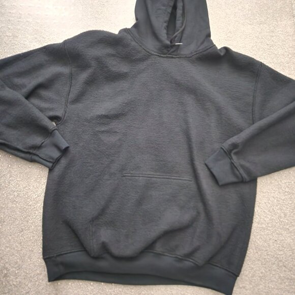 NAVY Sweater - Picture 10 of 11